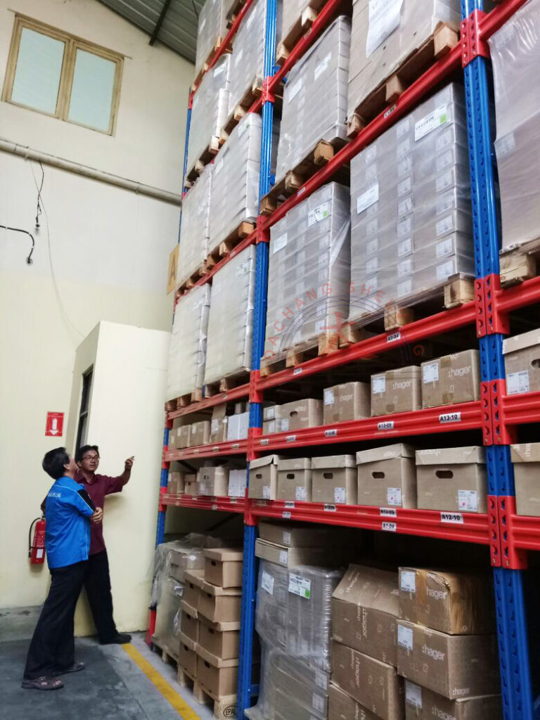 RAK BESI BARANG BERAT INDUSTRI TIPE RR-2000 KAPASITAS 2 TON / LEVEL