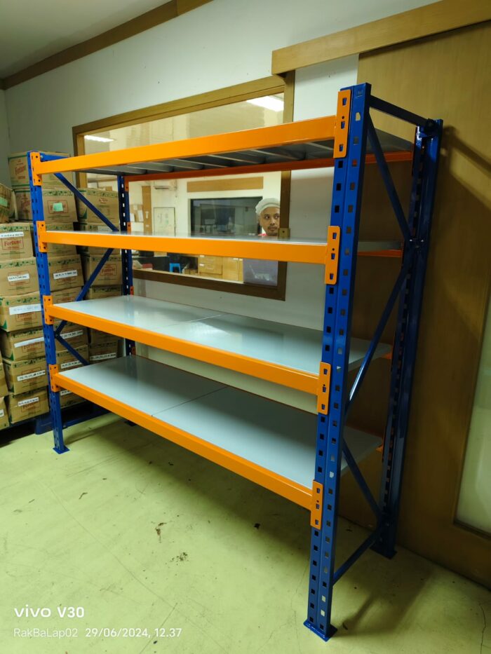 RAK BESI GUDANG MEDIUM DUTY TIPE ZA-500, Kapasitas 500 KG/SUSUN SHELVING x 4 LEVEL ATAU 2 TON/UNIT RAK: Solusi Kokoh & Modular untuk Gudang Modern