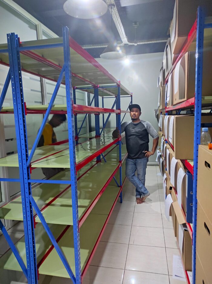 RAK BESI GUDANG SUSUN LIGHT DUTY SERBAGUNA TIPE C-150 | UKURAN 200x38x200 CM | KAPASITAS 150 KG/LEVEL x 5 LEVEL SHELVING