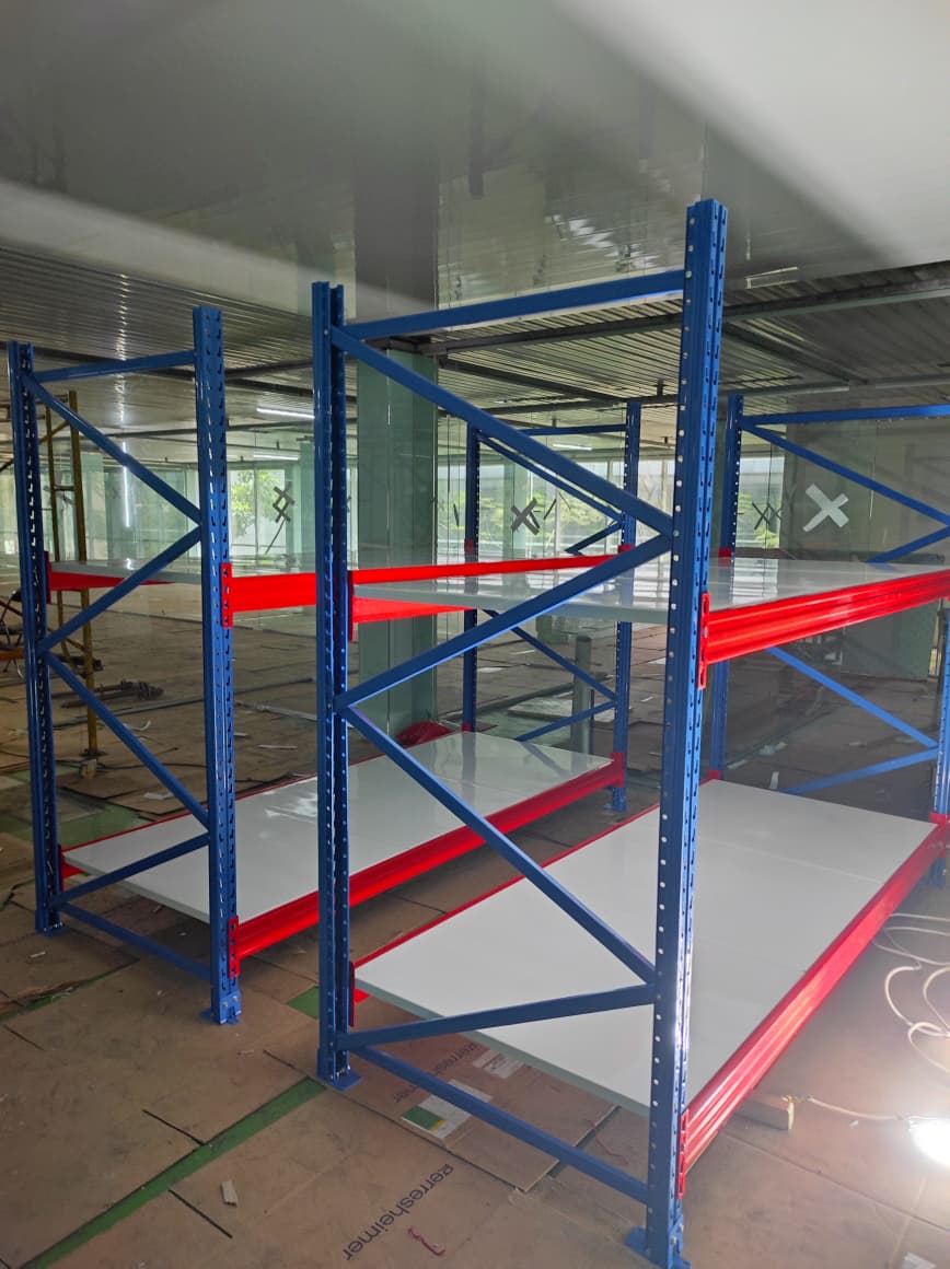 PEMASANGAN RAK BESI GUDANG BESAR PABRIK INDUSTRI HEAVY DUTY DI CIMAHI - JAWA BARAT OLEH TIM RAJA RAK INDONESIA | RAJARAK.ID & RAJARAKBESI.ID