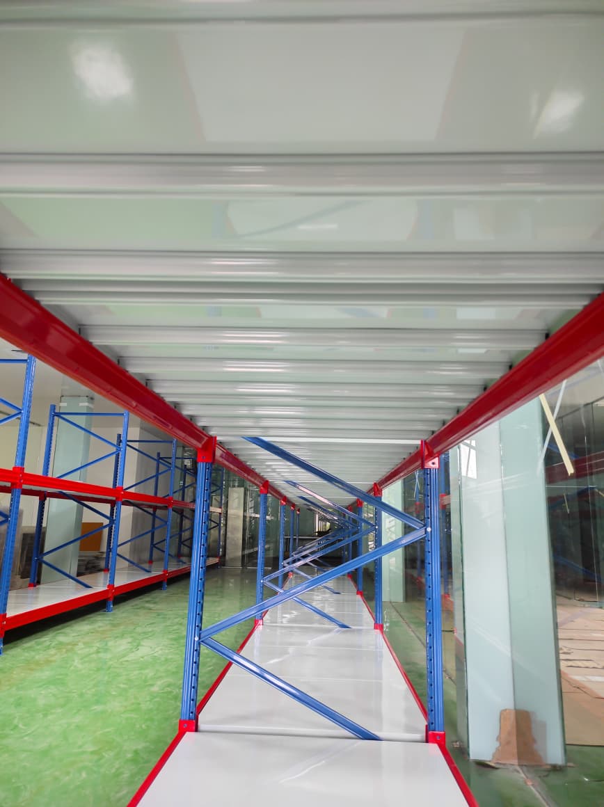 PEMASANGAN RAK BESI GUDANG BESAR PABRIK INDUSTRI HEAVY DUTY DI CIMAHI - JAWA BARAT OLEH TIM RAJA RAK INDONESIA | RAJARAK.ID & RAJARAKBESI.ID