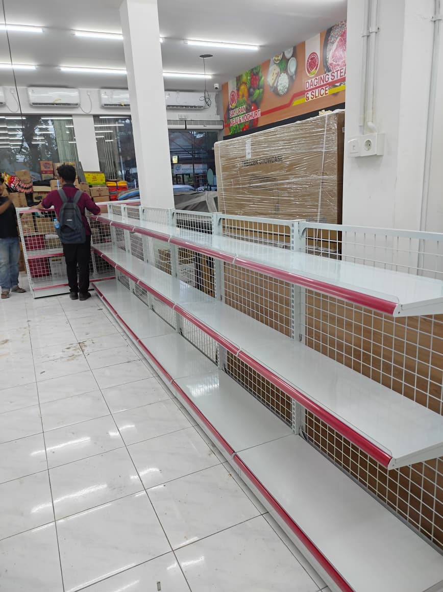 PEMASANGAN RAK MINIMARKET GONDOLA DISPLAY TOKO DAGING NUSANTARA DI PENGGILINGAN – JAKARTA TIMUR OLEH TIM RAJA RAK INDONESIA | RAJARAK,ID – RAKTOKO.ID