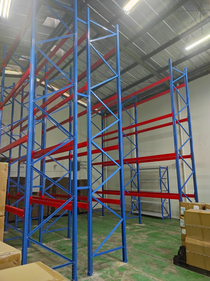 PEMASANGAN RAK PALLET BESI GUDANG INDUSTRI HEAVY DUTY DI TAMAN TEKNO BSD - KOTA TANGERANG SELATAN OLEH TIM RAJA RAK INDONESIA