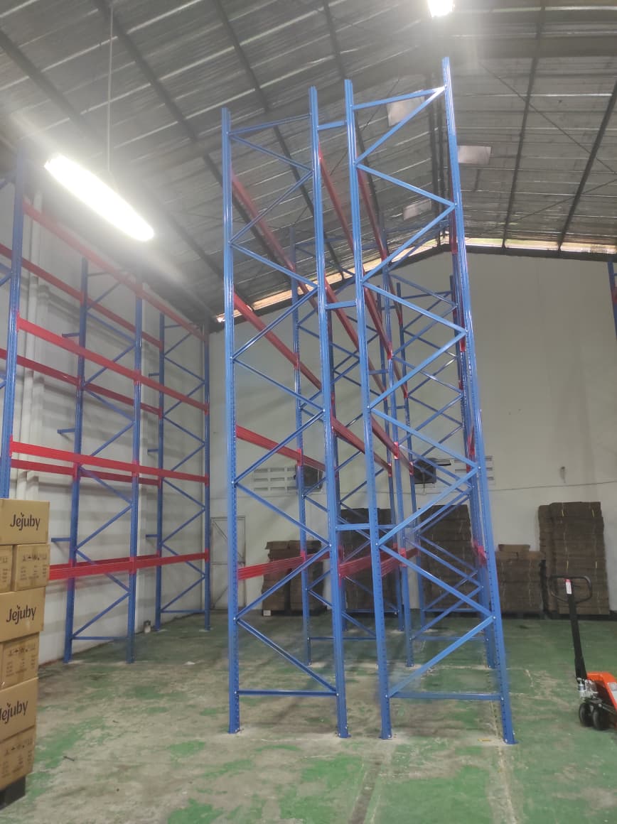 PEMASANGAN RAK PALLET BESI GUDANG INDUSTRI HEAVY DUTY DI TAMAN TEKNO BSD - KOTA TANGERANG SELATAN OLEH TIM RAJA RAK INDONESIA